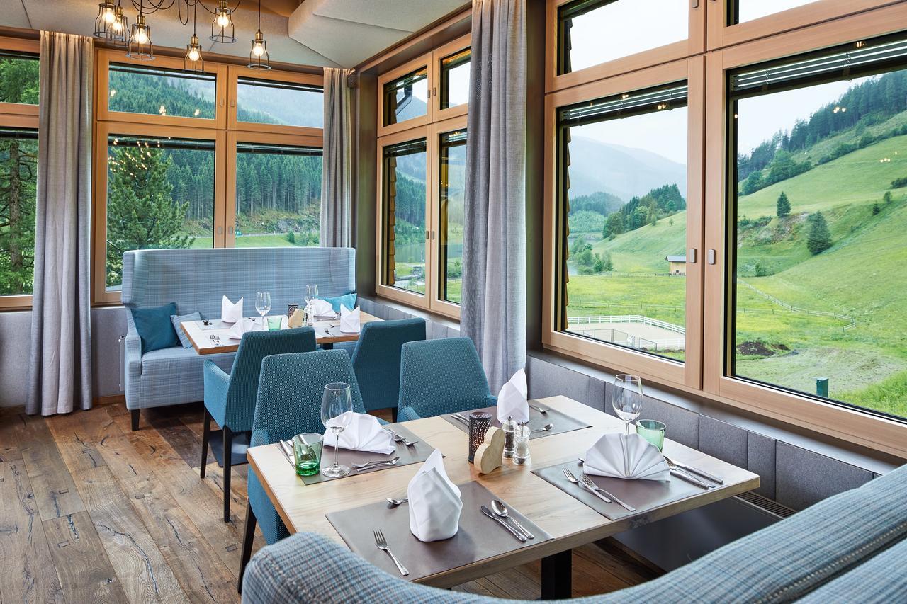 Almhof Family Und Wellness Resort Gerlos Extérieur photo